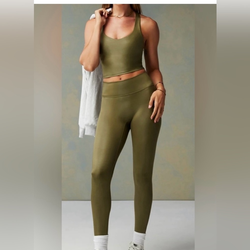Women’s 2 piece Olive Green ‘Fabletics’ Activewear Set (Small)